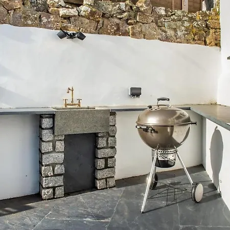 Luxury Close To Cliffs & Surfing Beaches! * Bude